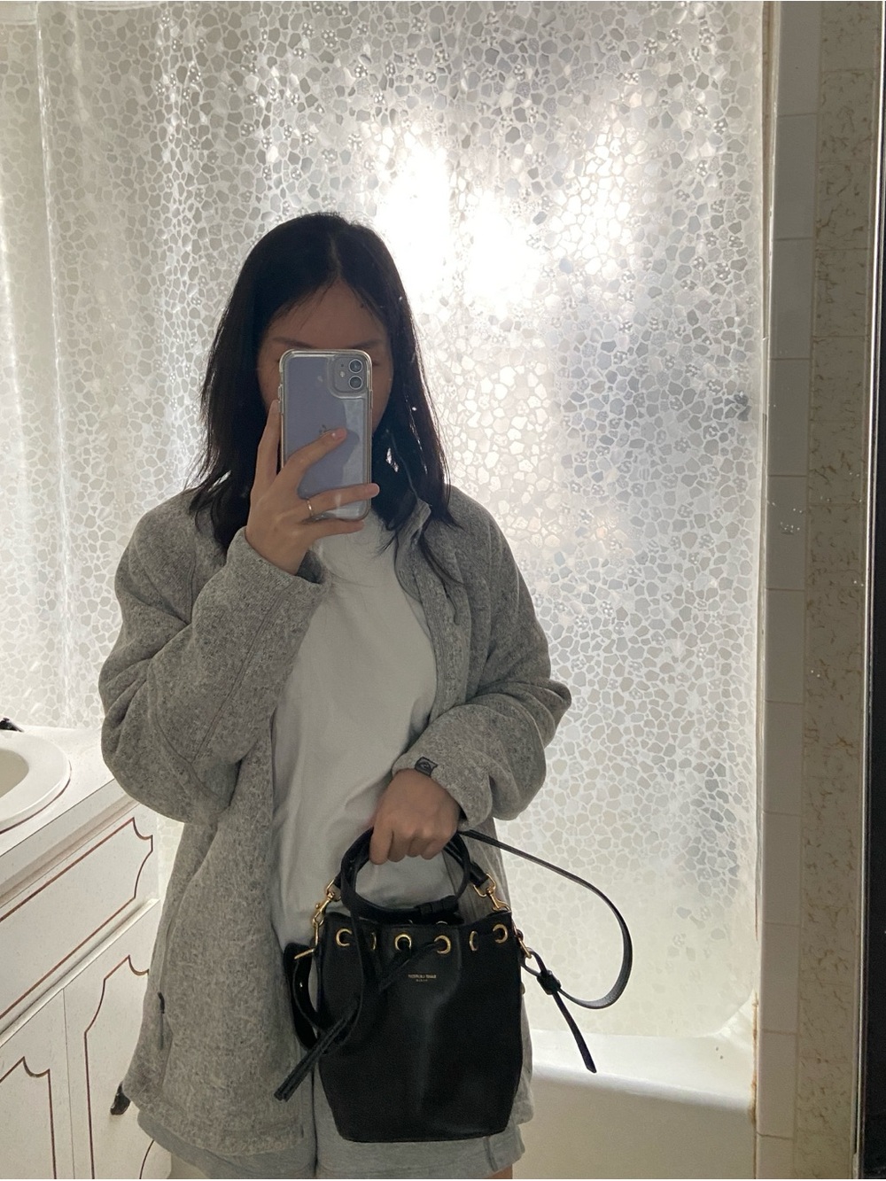 Saint Laurent Emmanuelle bucket bag - Picture 5 of 6